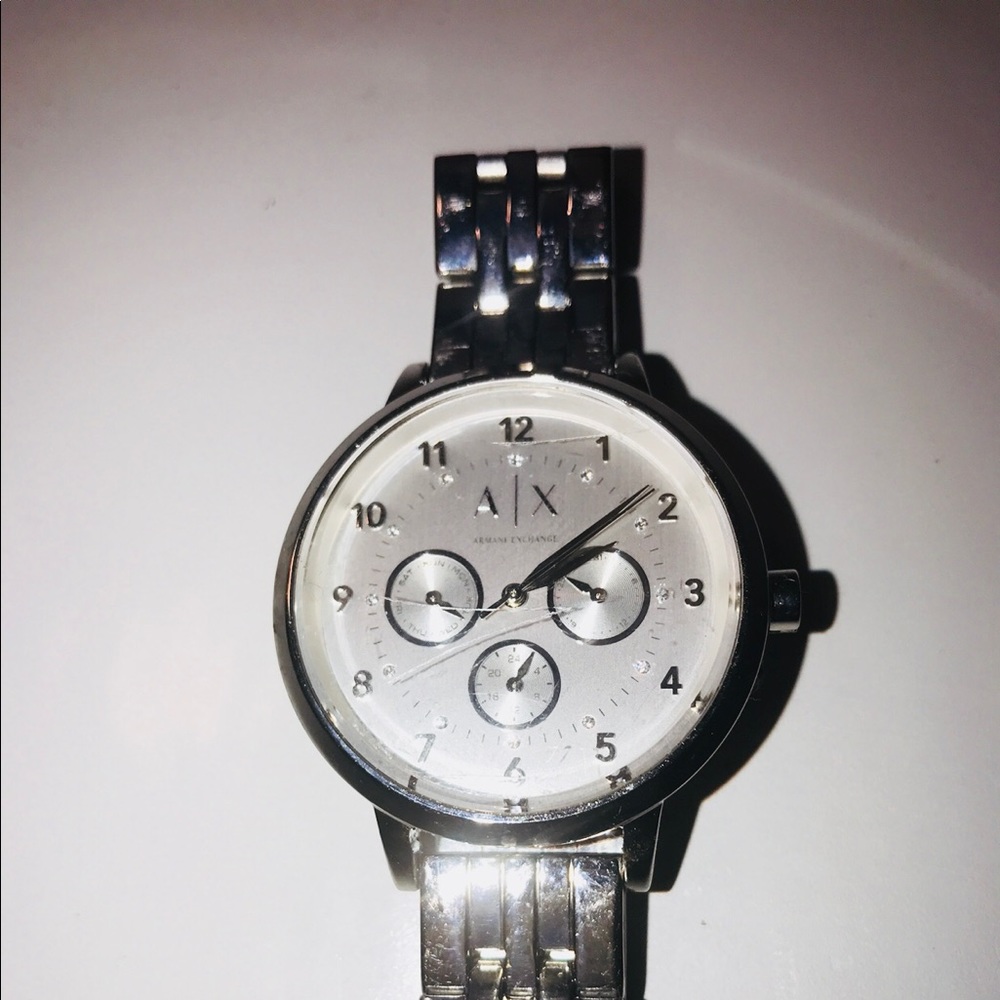 Watch - Picture 2 of 4